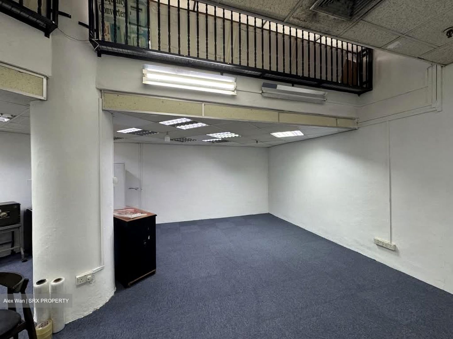 Sim Lim Tower (D8), Shop House #570511781